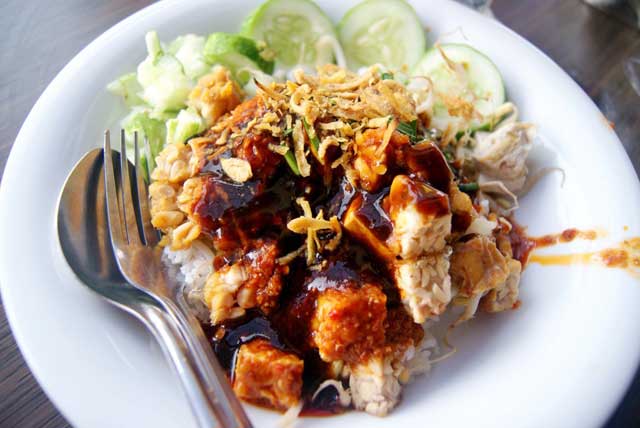 Nasi Lengko Dari Cirebon